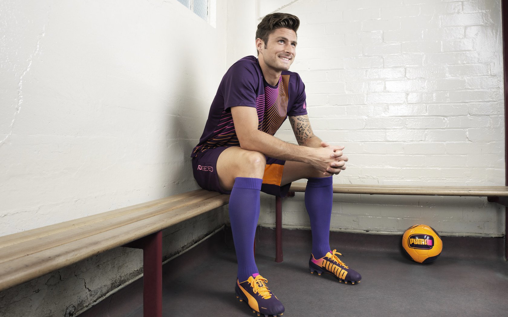 kaiyun-闪耀之夜，马竞传射建功，热刺新星横空出世，球探笔记写满期待，闪耀之夜，马竞传射建功，热刺新星横空出世